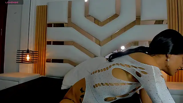 KathaleiaRoss online show from 01-05-25, 10:43