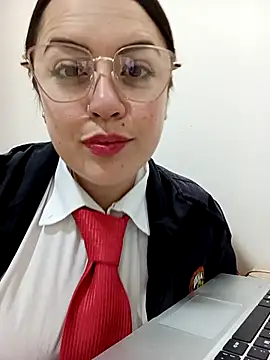 Lesly 10- online show from 10-21-25, 12:50