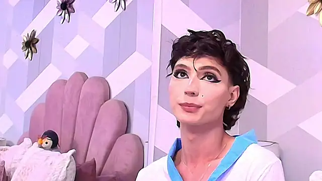 KylieMonnett online show from 10-09-25, 05:00