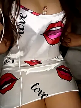 Patrona-fifi online show from 02-14-25, 11:53