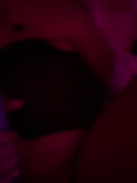 Snapshot of HornyCouple1507 chatting on 11-28-25, 10:23 HornyCouple1507 online show from 11-28-25, 10:23