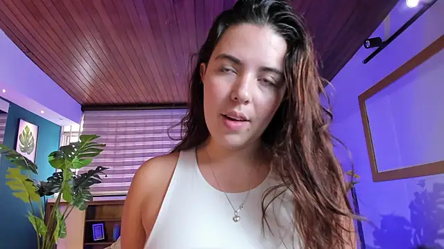 Lyssa Muller online show from 10-10-25, 02:27