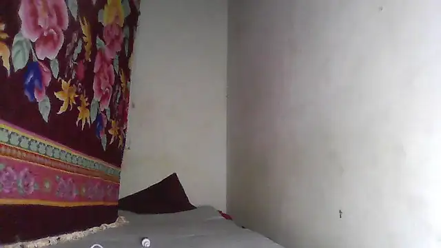 Snapshot of thasmyni chatting on 03-11-25, 07:15 thasmyni online show from 03-11-25, 07:15