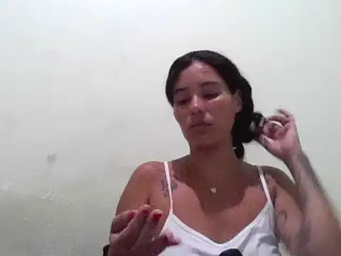 Snapshot of thasmyni chatting on 03-19-25, 10:53 thasmyni online show from 03-19-25, 10:53