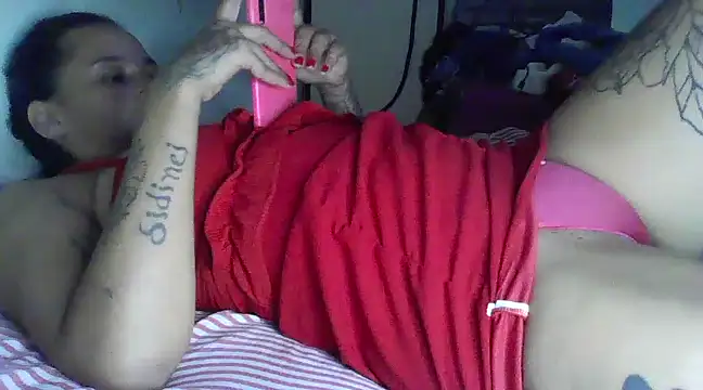 Snapshot of thasmyni chatting on 03-20-25, 01:48 thasmyni online show from 03-20-25, 01:48