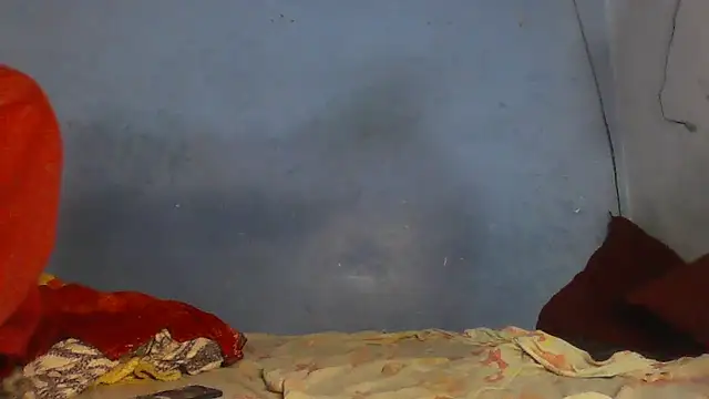 Snapshot of thasmyni chatting on 10-22-25, 12:44 thasmyni online show from 10-22-25, 12:44