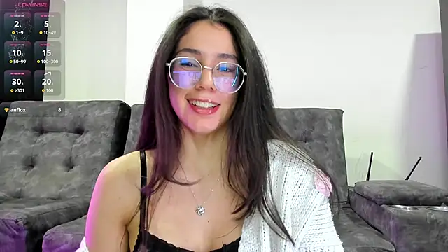 emmadiaz1 online show from 12-15-25, 03:11