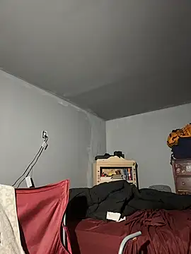 SluttyLyfe4L online show from 05-09-26, 11:15