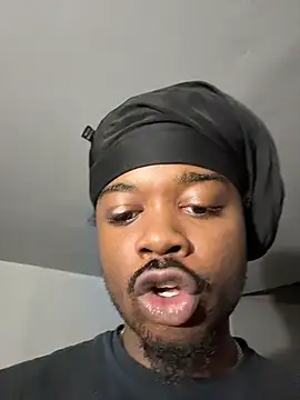SluttyLyfe4L online show from 06-17-26, 05:36