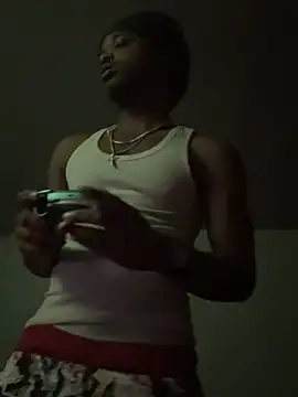 SluttyLyfe4L online show from 06-18-26, 12:31