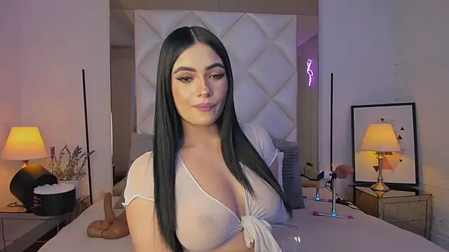 Snapshot of KimRoussee chatting on 03-11-25, 03:05 KimRoussee online show from 03-11-25, 03:05