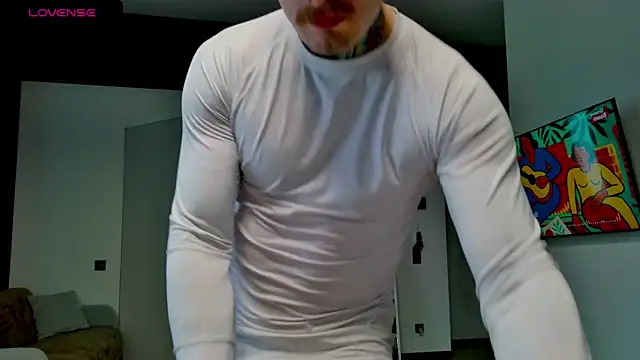 Snapshot of white_King9999 chatting on 04-12-26, 12:54 white King9999 online show from 04-12-26, 12:54