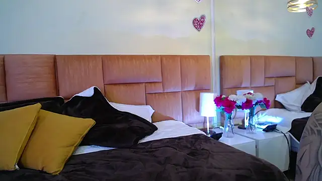  Dulcinea 1 online show from 03-07-25, 12:23