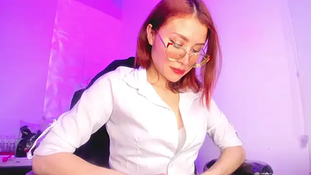 alessandra shayk6 online show from 12-26-24, 08:53