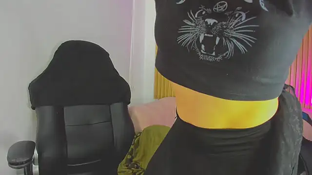 alessandra shayk6 online show from 01-30-25, 01:21