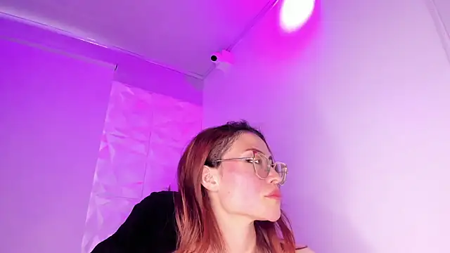 alessandra shayk6 online show from 03-15-25, 08:10