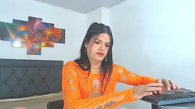 Snapshot of eloisaath chatting on 03-20-25, 07:46 eloisaath online show from 03-20-25, 07:46