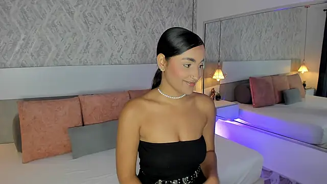 AishaPeyton online show from 03-06-25, 03:24