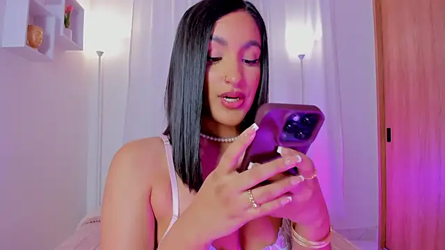 AishaPeyton online show from 06-18-26, 09:09