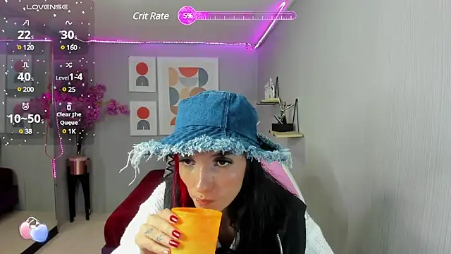 Dafne huges online show from 12-24-24, 06:06