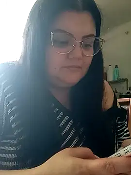 Snapshot of Madisonpalacio chatting on 01-29-25, 05:35 Madisonpalacio online show from 01-29-25, 05:35
