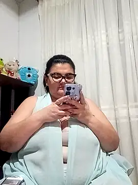 Snapshot of Madisonpalacio chatting on 02-25-25, 02:03 Madisonpalacio online show from 02-25-25, 02:03