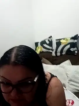 Madisonpalacio online show from 11-22-25, 12:20