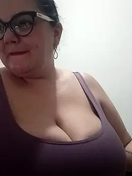 Snapshot of Madisonpalacio chatting on 02-27-26, 08:09 Madisonpalacio online show from 02-27-26, 08:09