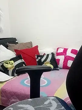 Snapshot of Madisonpalacio chatting on 03-01-26, 06:10 Madisonpalacio online show from 03-01-26, 06:10