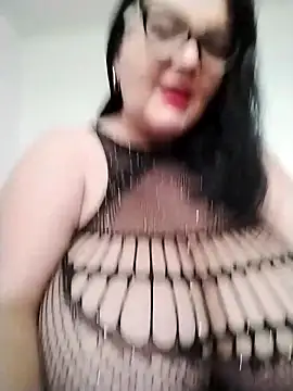 Madisonpalacio online show from 05-04-26, 06:04