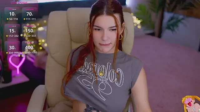 RedShinee online show from 10-27-25, 01:59