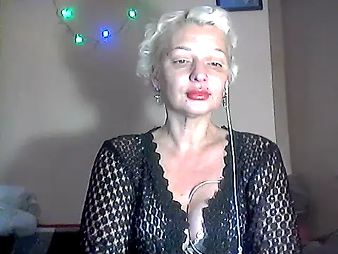 MaryJane441 online show from 12-22-25, 09:01