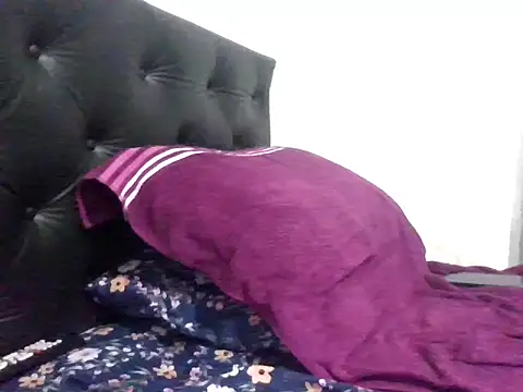 Snapshot of Arc8njoblack chatting on 10-23-25, 04:34 Arc8njoblack online show from 10-23-25, 04:34