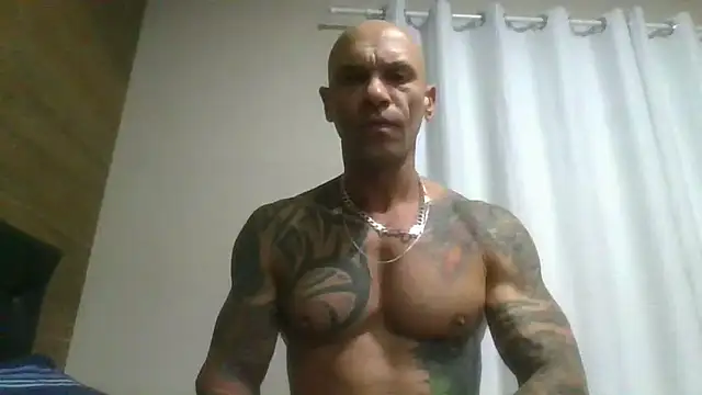 Snapshot of Arc8njoblack chatting on 05-26-26, 07:15 Arc8njoblack online show from 05-26-26, 07:15