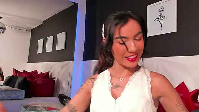 scarlet castro online show from 10-01-25, 04:35