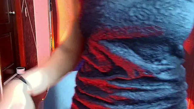 Snapshot of SexyNaf chatting on 01-31-25, 07:08 SexyNaf online show from 01-31-25, 07:08