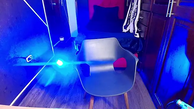 Snapshot of SexyNaf chatting on 02-04-25, 07:22 SexyNaf online show from 02-04-25, 07:22