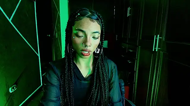 Snapshot of SexyNaf chatting on 02-25-25, 10:18 SexyNaf online show from 02-25-25, 10:18