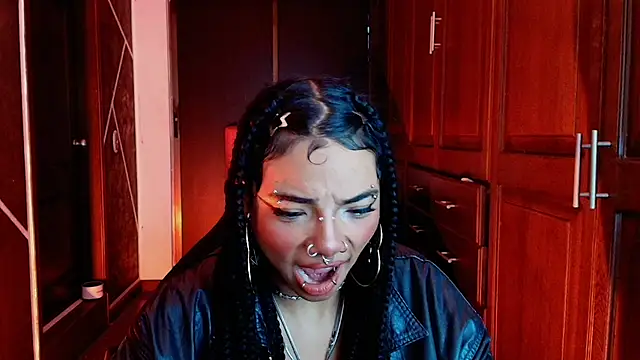 Snapshot of SexyNaf chatting on 03-01-25, 10:21 SexyNaf online show from 03-01-25, 10:21