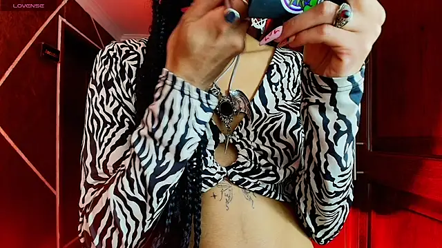 Snapshot of SexyNaf chatting on 03-18-25, 09:10 SexyNaf online show from 03-18-25, 09:10