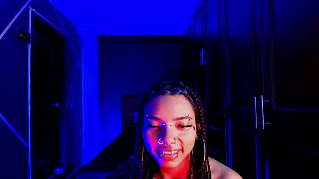 Snapshot of SexyNaf chatting on 03-23-25, 01:20 SexyNaf online show from 03-23-25, 01:20