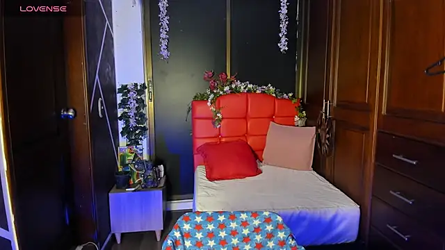 SexyNaf online show from 01-09-26, 07:37