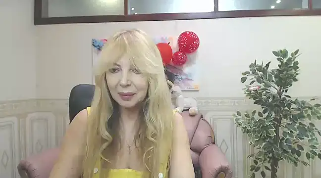 Anna Diax online show from 02-19-25, 04:00