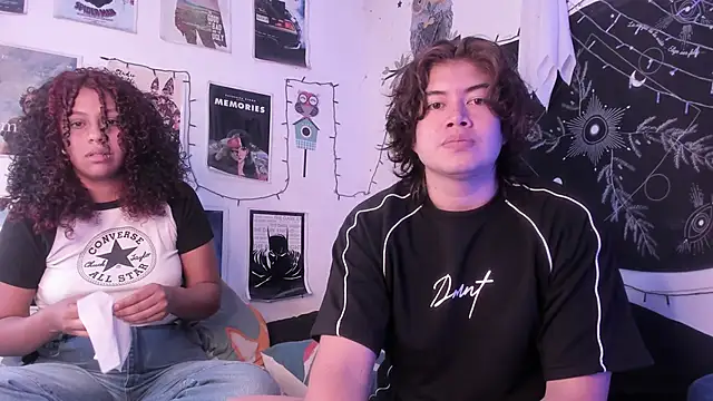 Snapshot of hothoneychile chatting on 09-24-25, 02:20 hothoneychile online show from 09-24-25, 02:20