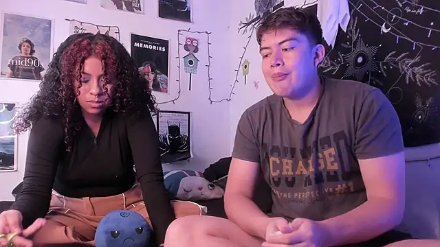 Snapshot of hothoneychile chatting on 10-03-25, 03:20 hothoneychile online show from 10-03-25, 03:20