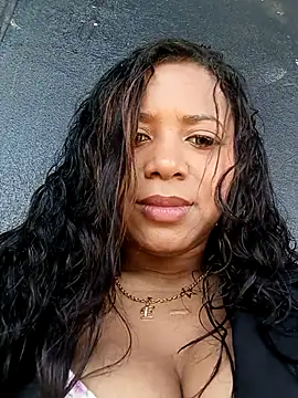 cindy damm online show from 10-25-25, 06:57