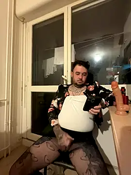 lope85540 online show from 10-04-25, 04:32