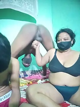 Group Of Lust online show from 05-10-26, 03:28
