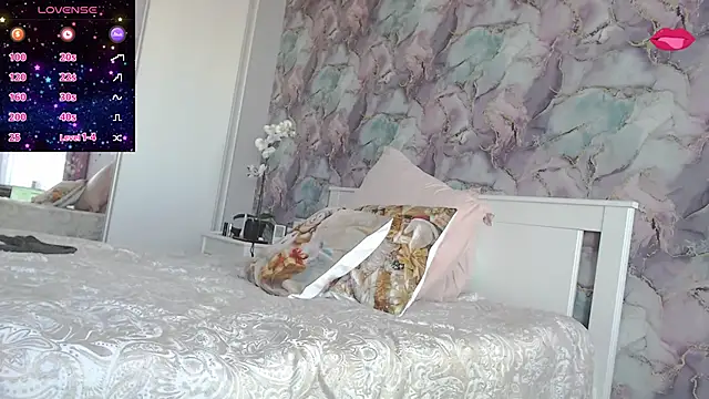 deliciousRose online show from 05-04-26, 05:03