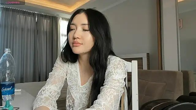 Snapshot of kirigaya_asuna chatting on 12-26-24, 04:10 kirigaya asuna online show from 12-26-24, 04:10
